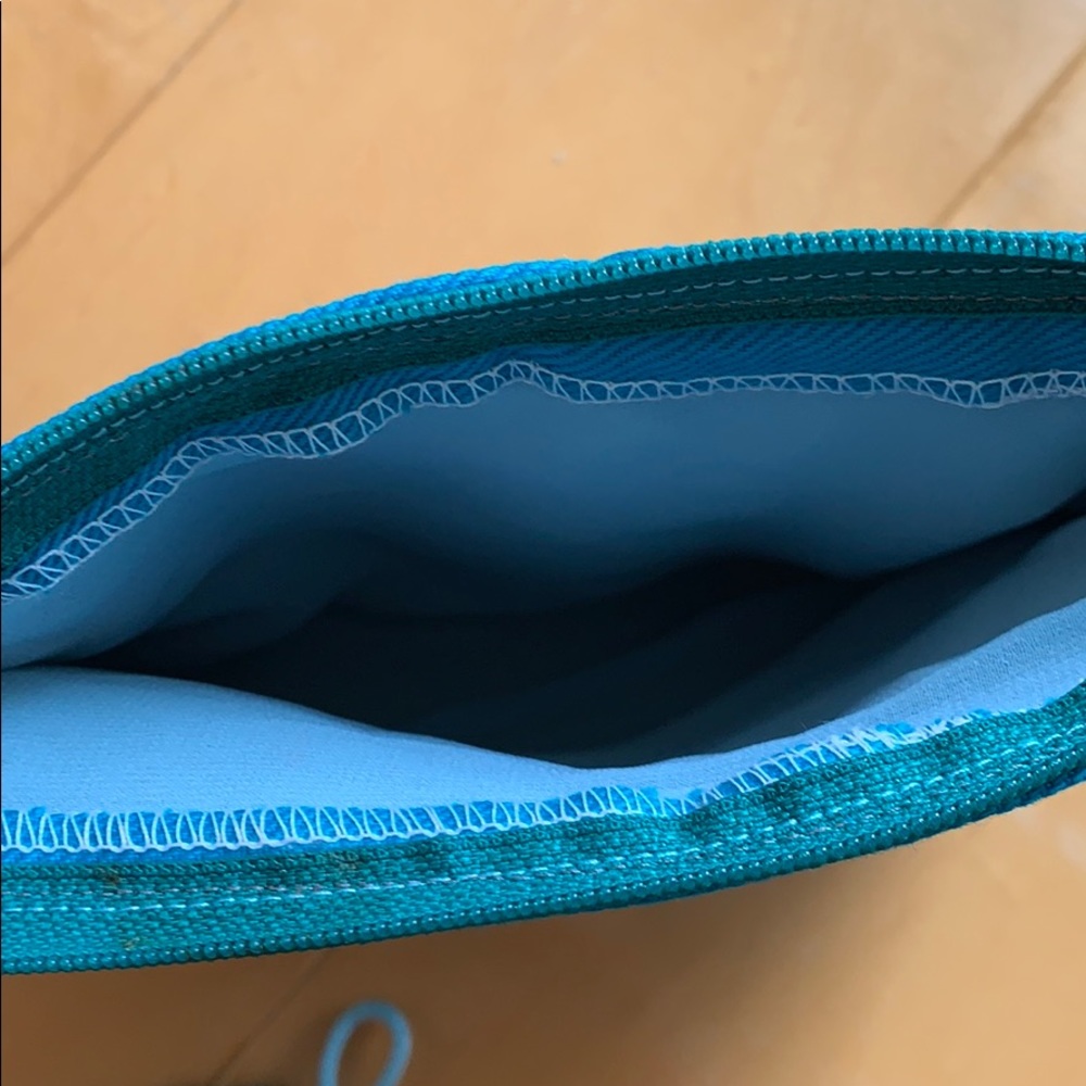 Make Up Case - image 3